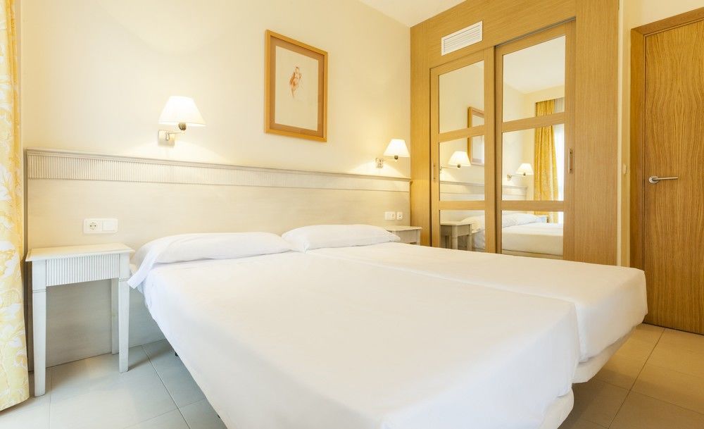 Aparthotel Ilunion Sancti Petri Novo Sancti Petri Kültér fotó
