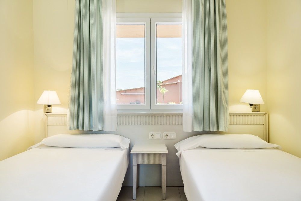 Aparthotel Ilunion Sancti Petri Novo Sancti Petri Kültér fotó